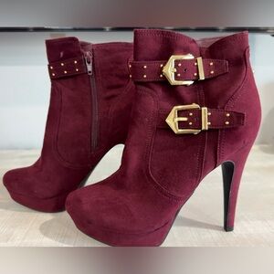 G by Guess Burgundy Suede Ankle Boots 7.5M